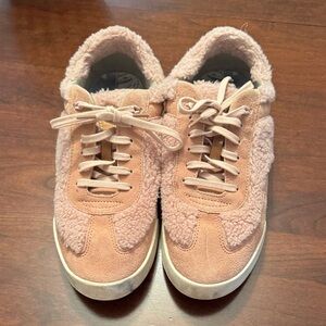 OluKai Blush Fuzzy Sneakers